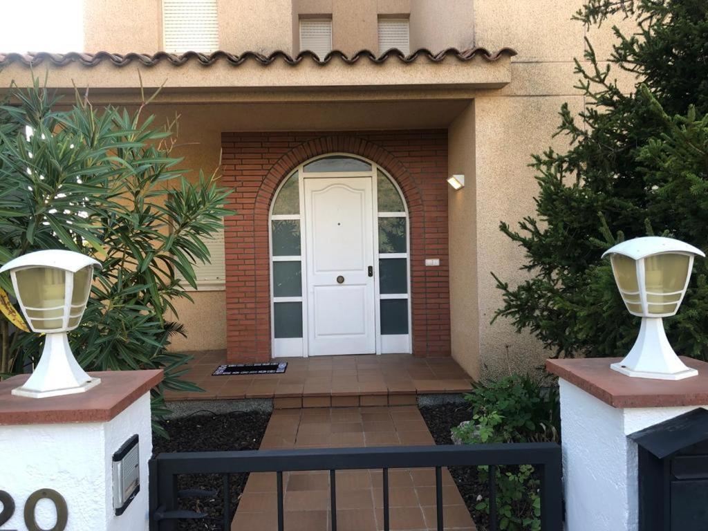 Casa Veuras Girona - Montilivi Βίλα Εξωτερικό φωτογραφία