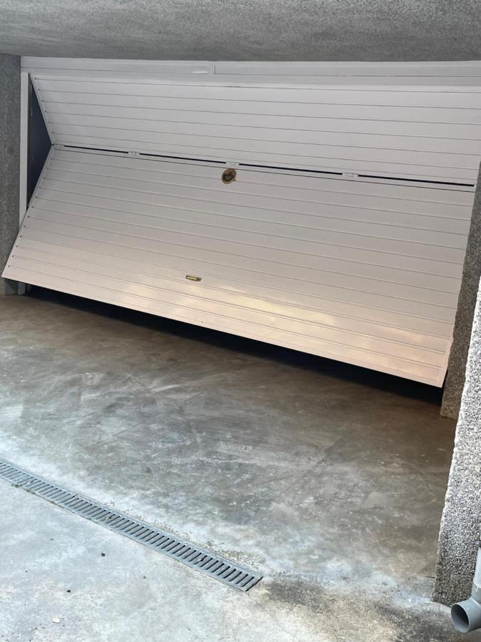 Casa Veuras Girona - Montilivi Βίλα Εξωτερικό φωτογραφία